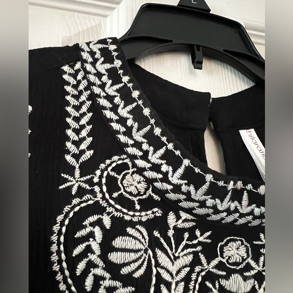Xhilaration Embroidered Cold Shoulder Fishtail Black crinkled Gauze Tunic. - Picture 6 of 16
